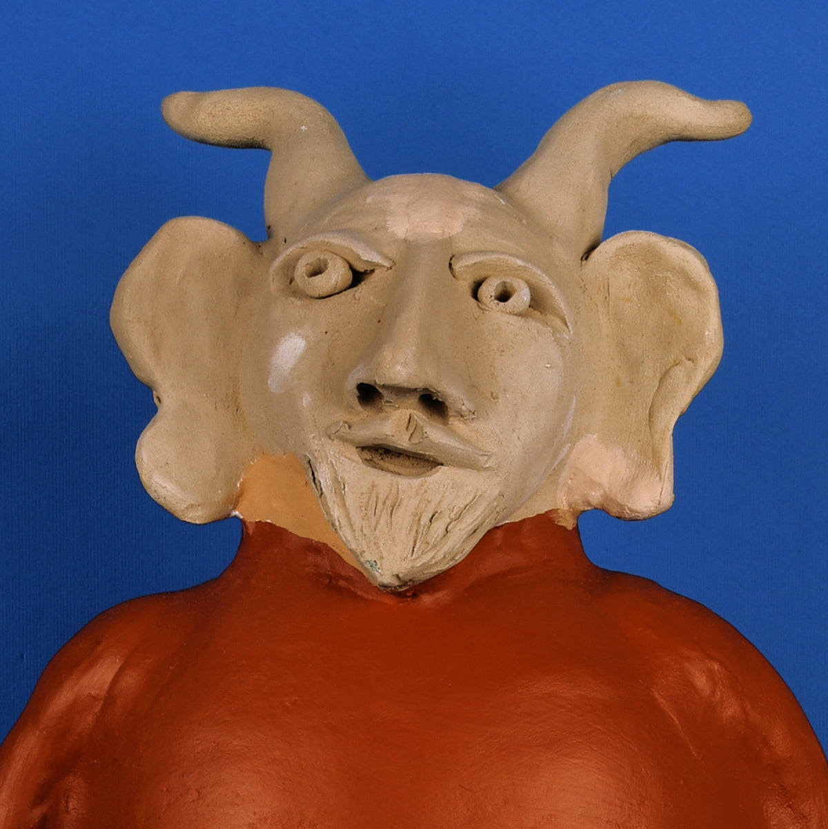 Judas sentado